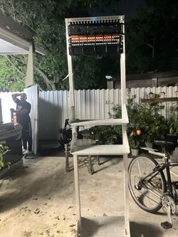 Chatsworth Product Network & Equipment Tower Rack