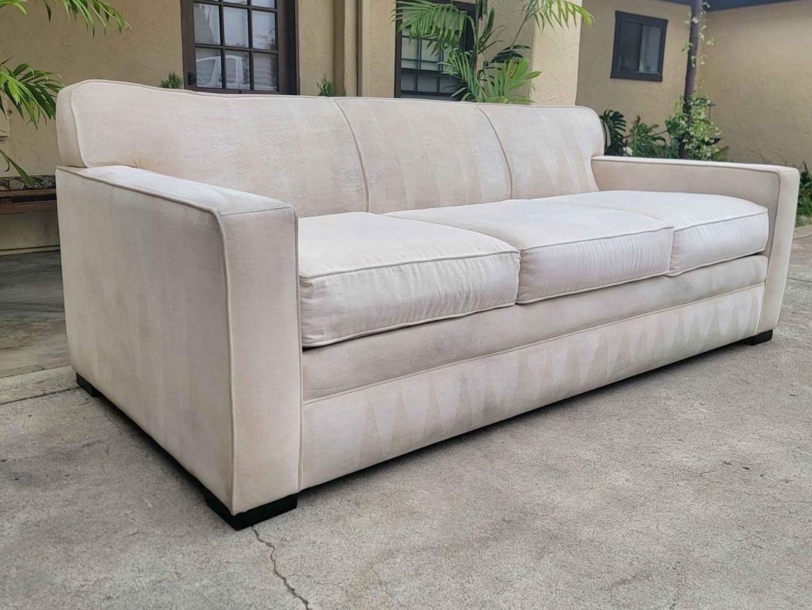 Pull Out Couch