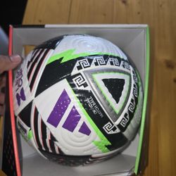 LEAGUES CUP 24 PRO BALL