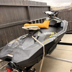 2021 Seadoo Spark & Double Trailer