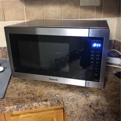 Panasonic Stainless Steel 1000W Microwave Oven