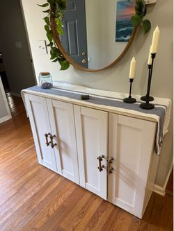 2 storage cabinets / front entry table