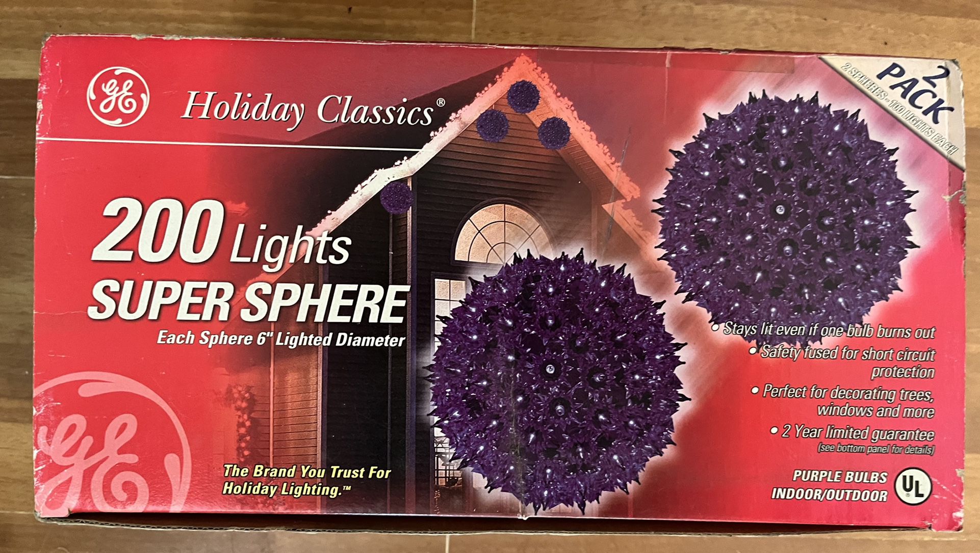 Christmas GE Lighted Spheres