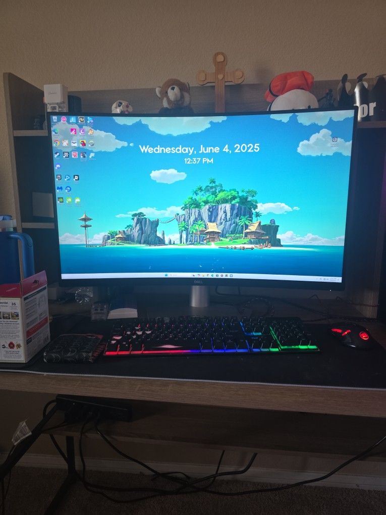 High End Curved Gaming Monitor
