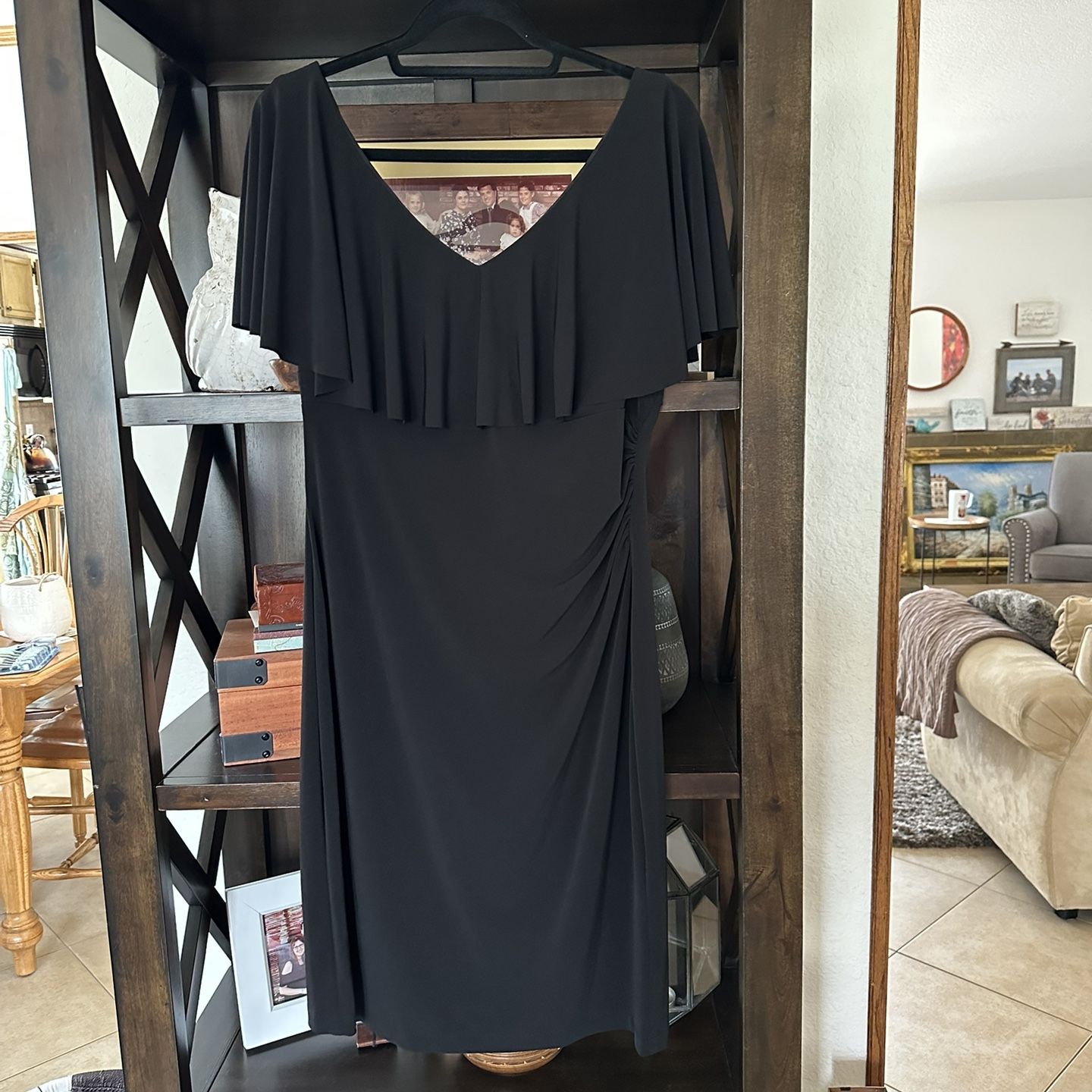 connected apparel black dress Connected Apparel Black Velvet Dress - Size 6