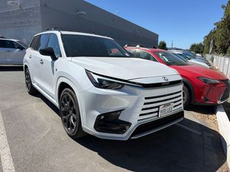 2025 Lexus TX 500h