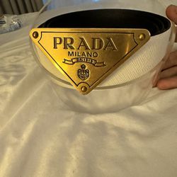 Men’s Authentic Reversible Prada Belt Great Condition 