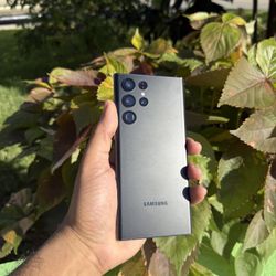 UNLOCKED SAMSUNG GALAXY S22 ULTRA/ LIMITED STOCK 