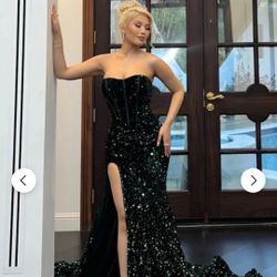 Women's Formal Dress Size Medium 