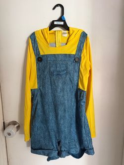 Girl minion costume