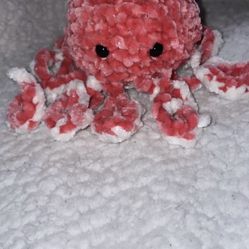 Cute Octopus Plushie 