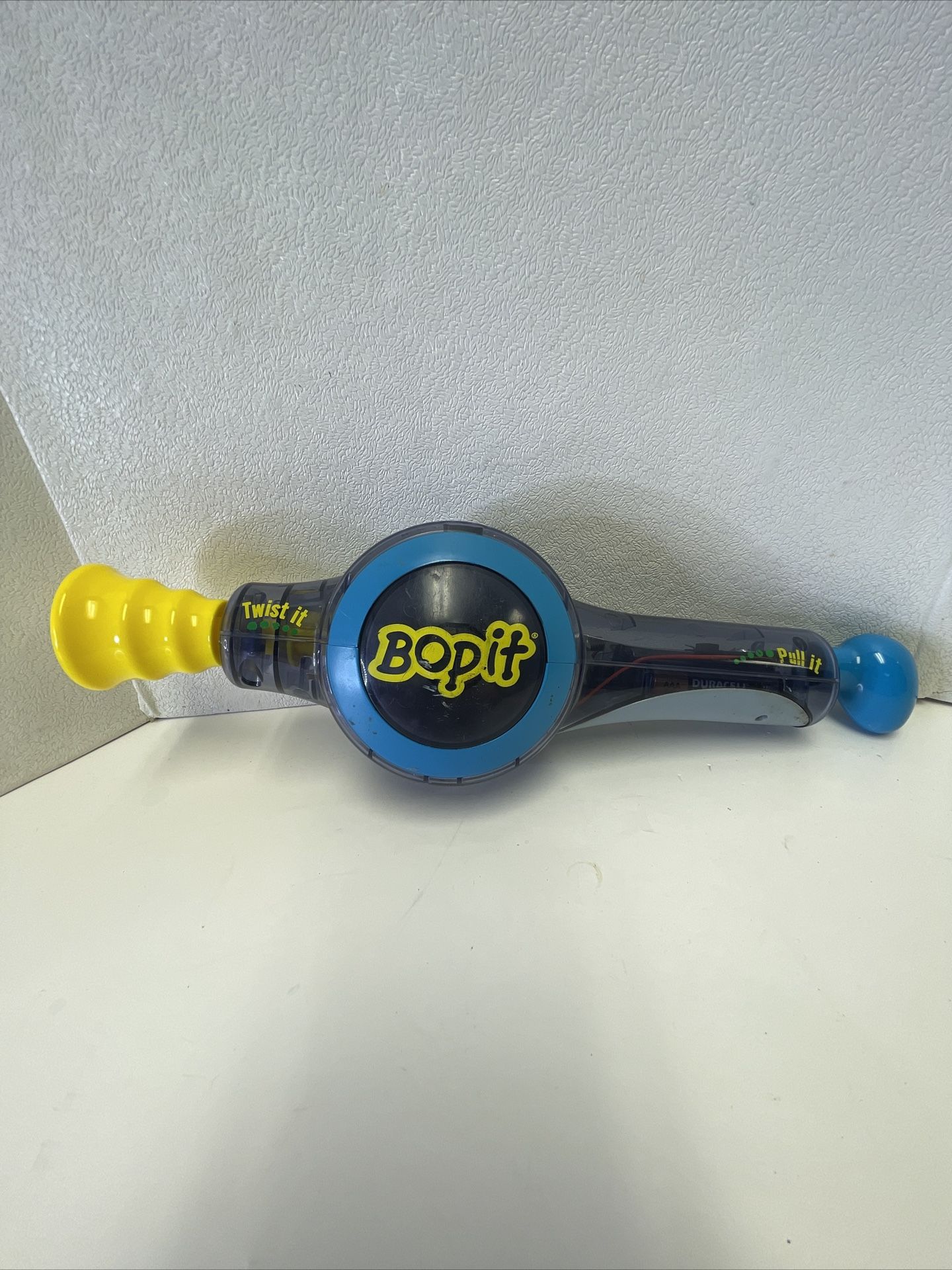 Original 2002 Bop It Pull Twist Electronic Handheld Game Clear Hasbro Tested