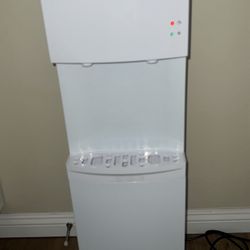 Frigidaire Hot & Cold Water Dispenser 