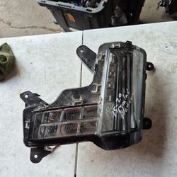 Cadillac Escalade Left Fog Light Platinum Oem