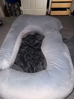 Pregnancy pillow