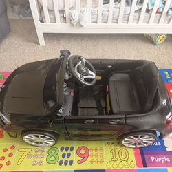 Toy car