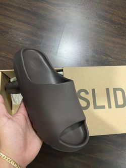 Yeezy Slide Soot