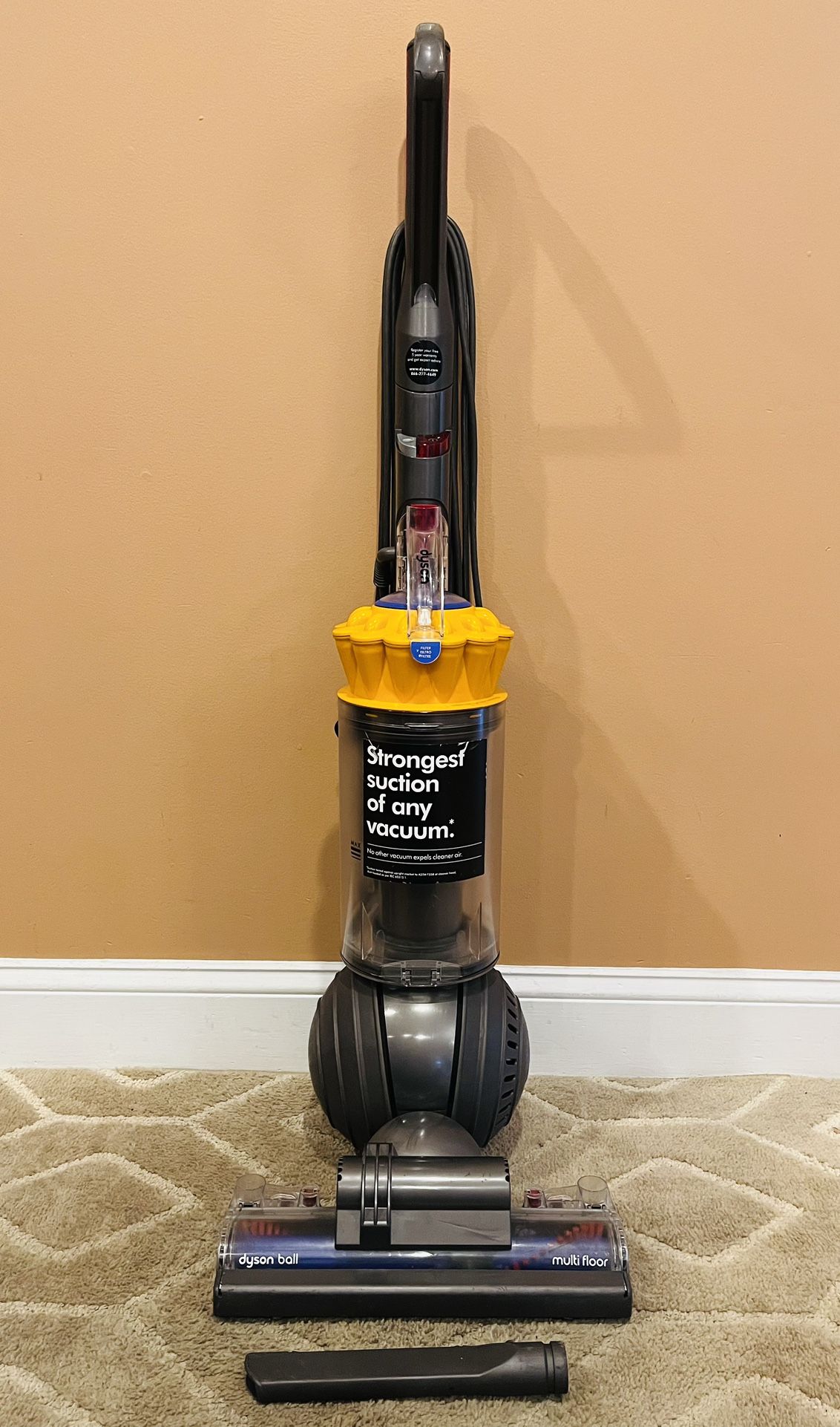 Dyson dc65 Vacuum Cleaner 