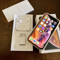 iPhone XS Unlocked