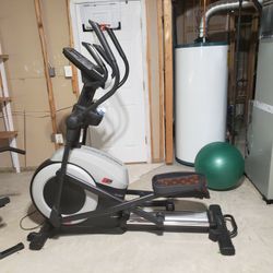 Elliptical exercise machine