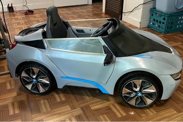 Kids Ride-On Car BMW i8