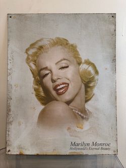 Marilyn Monroe 2005 Vintage Metal Tin Sign 12x16