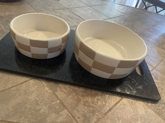 Pet food Dishes  (2 Sizes Matching) Set