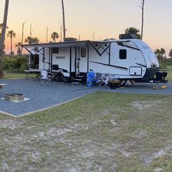 2023 Crossroads Sunset Trail 331BH