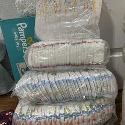 104 Count Training Diapers 