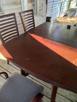 Mahogany table with six chairs