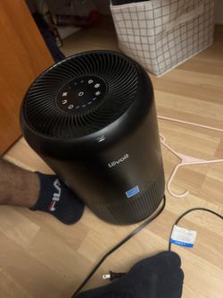 Levoit Air Purifier – Excellent Condition – Works Perfectly