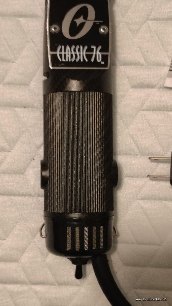 Oster 76 Corded Detachable Clippers 