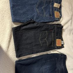 Levy’s De Hombre Nuevos 