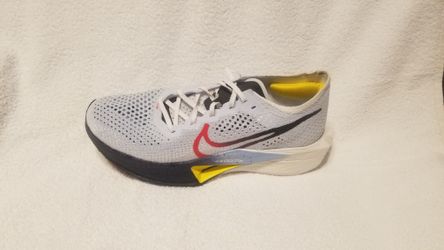 Nike zoomX vaporfly 3 Size 10.5 - 8.5