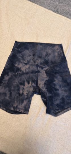 Lululemon - Align High-Rise Short 6” size 4