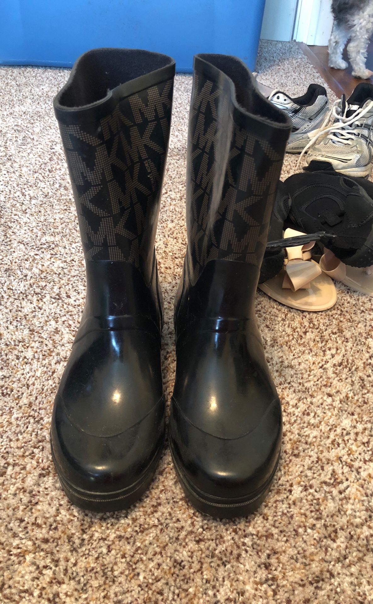 Michael Kors rain boots size