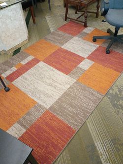 Rug 5 x 8