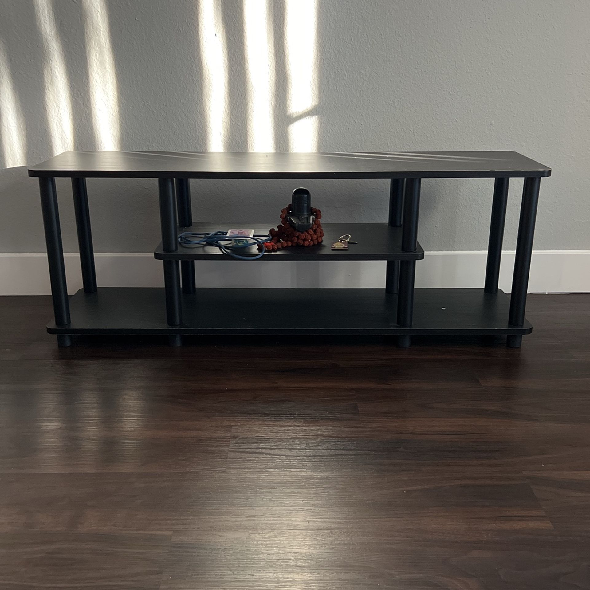 Furinno Turn-N-Tube No Tools 3D 3-Tier Entertainment TV Stand up to 50 inch TV, Round Tubes, Walnut