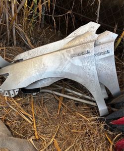 2007-2011 Toyota HYBRID Camry Silver and White LEFT SIDE FENDERS