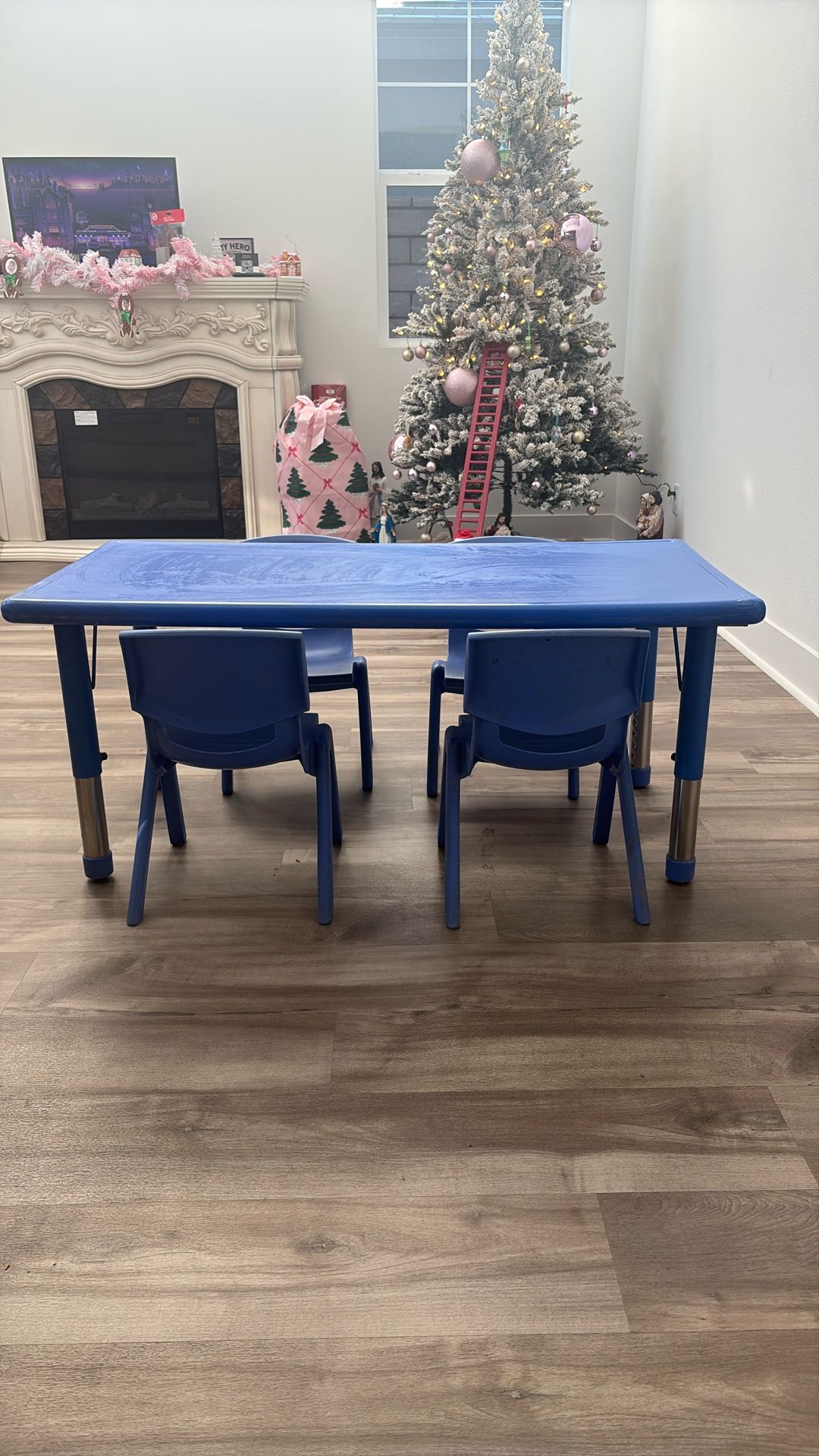 Daycare Table