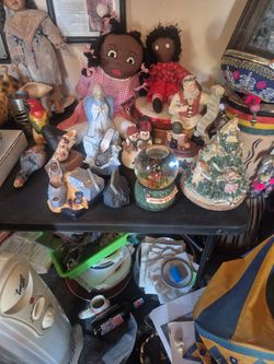 Vintage Wind Up Musical Boxes
