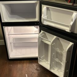 Insignia Mini Fridge