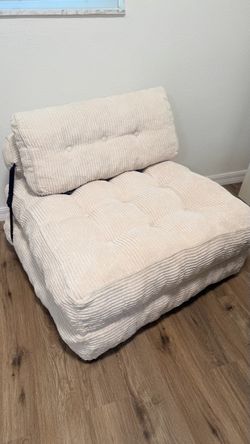 Chair / Bed
