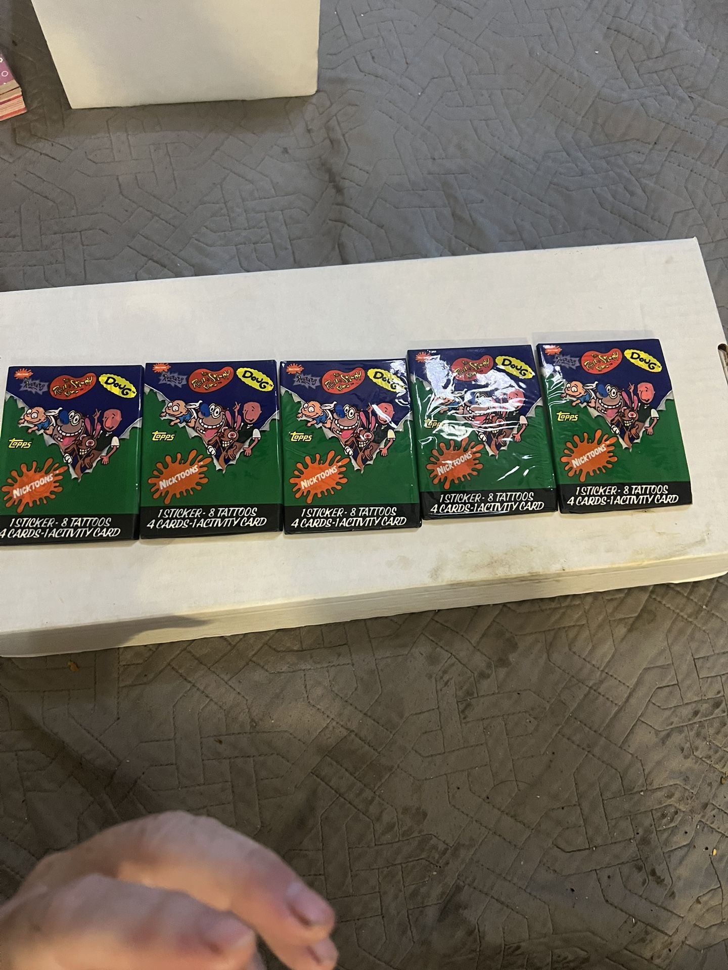 1993 NICKELODEON NICKTOONS RUGRATS, DOUG, REN & STIMPY WAX PACKS-5 sealed packs