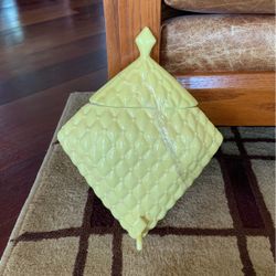 Arnel’s Ceramic Vintage Pottery Wall Planter