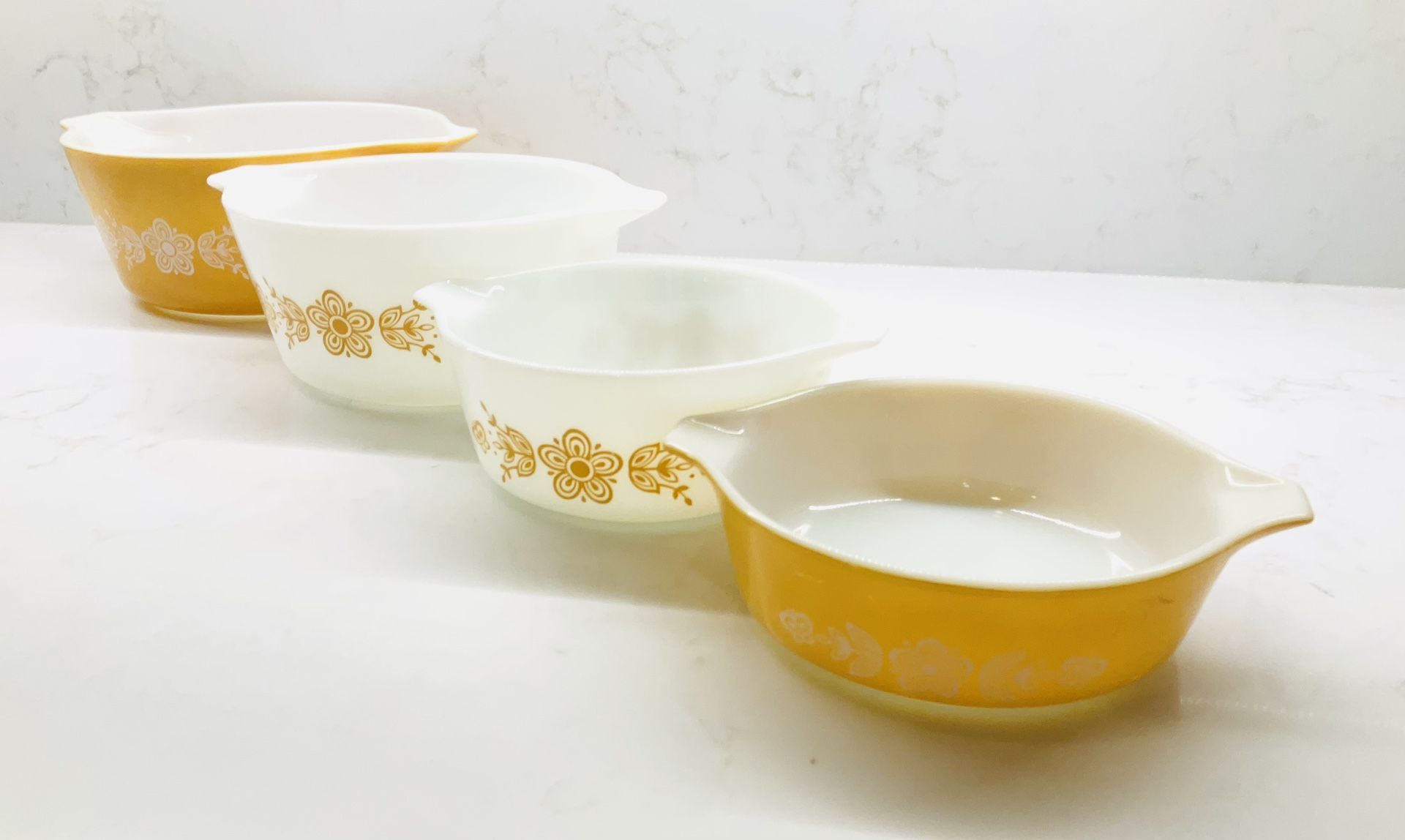Vintage “Golden Butterfly” Pyrex Casserole Set Of Four With Lid