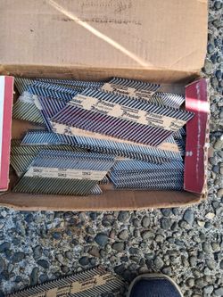 Free Nails
