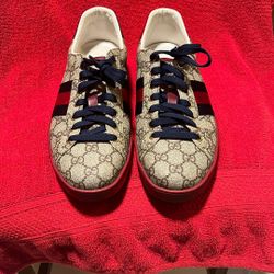 Pre-owned Authentic Gucci Mens SZ. 11.5 /43