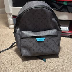 LV Discovery Backpack 
