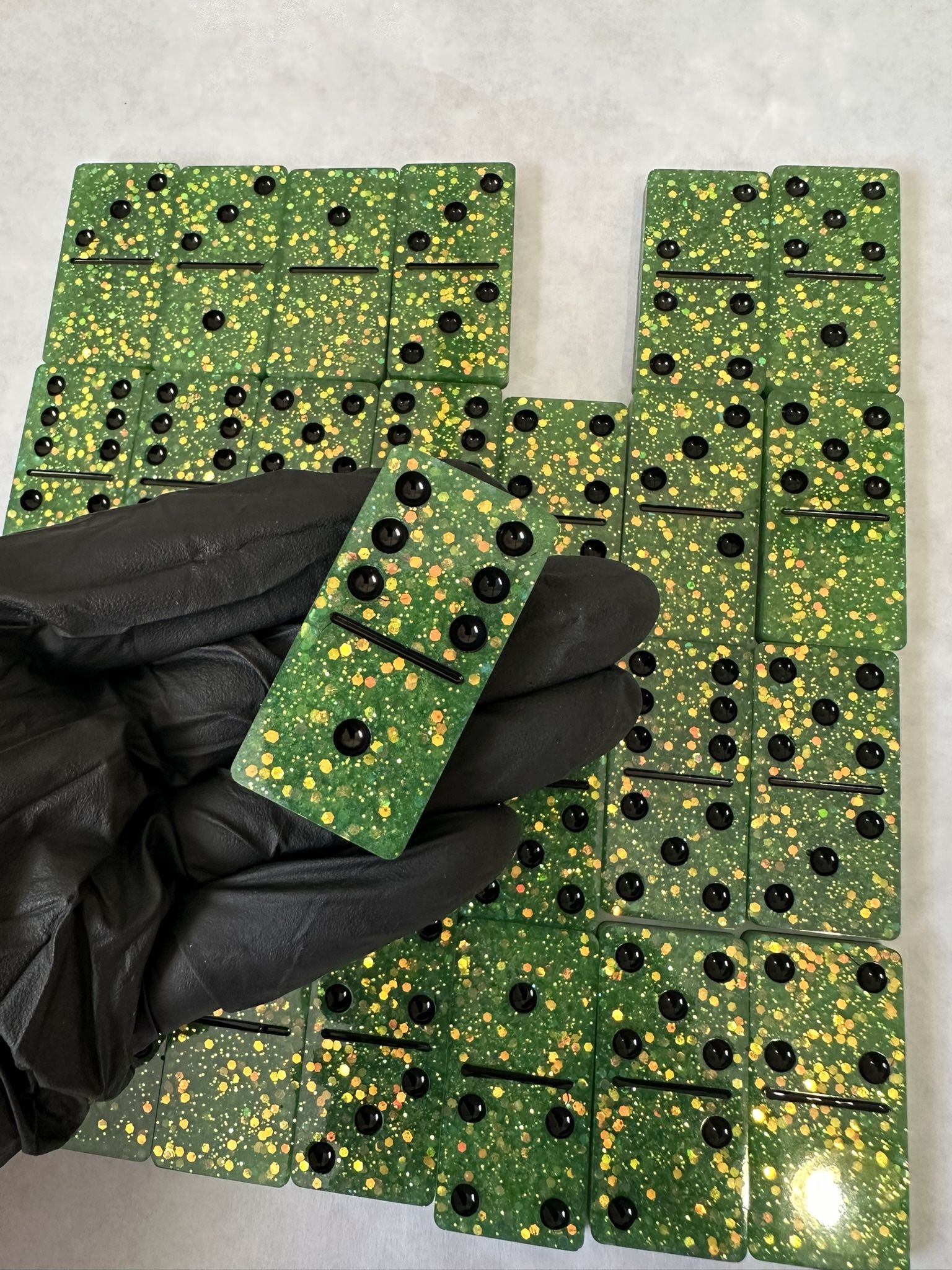 Green/black Glitter Dominos Set